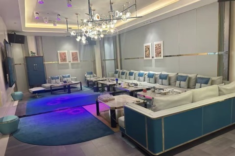 日喀则DFPEAK酒吧招聘,西藏日喀则酒吧招聘模特/礼宾员