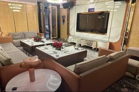 西宁PUPA电音工厂十二兽酒吧招聘,青海西宁酒吧招聘女营销/礼宾员