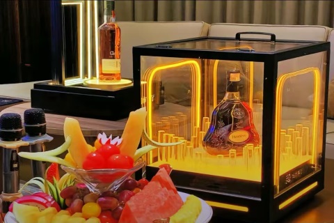 邵阳双清区柏林国际天池PLUS招聘女营销/服务员,团队携手跨越职场重重山峦