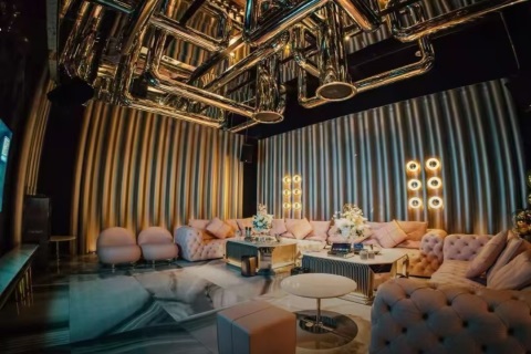 朔州KTV招聘礼仪员，月薪过万福利多